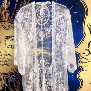 Lace kimono/ cardigan